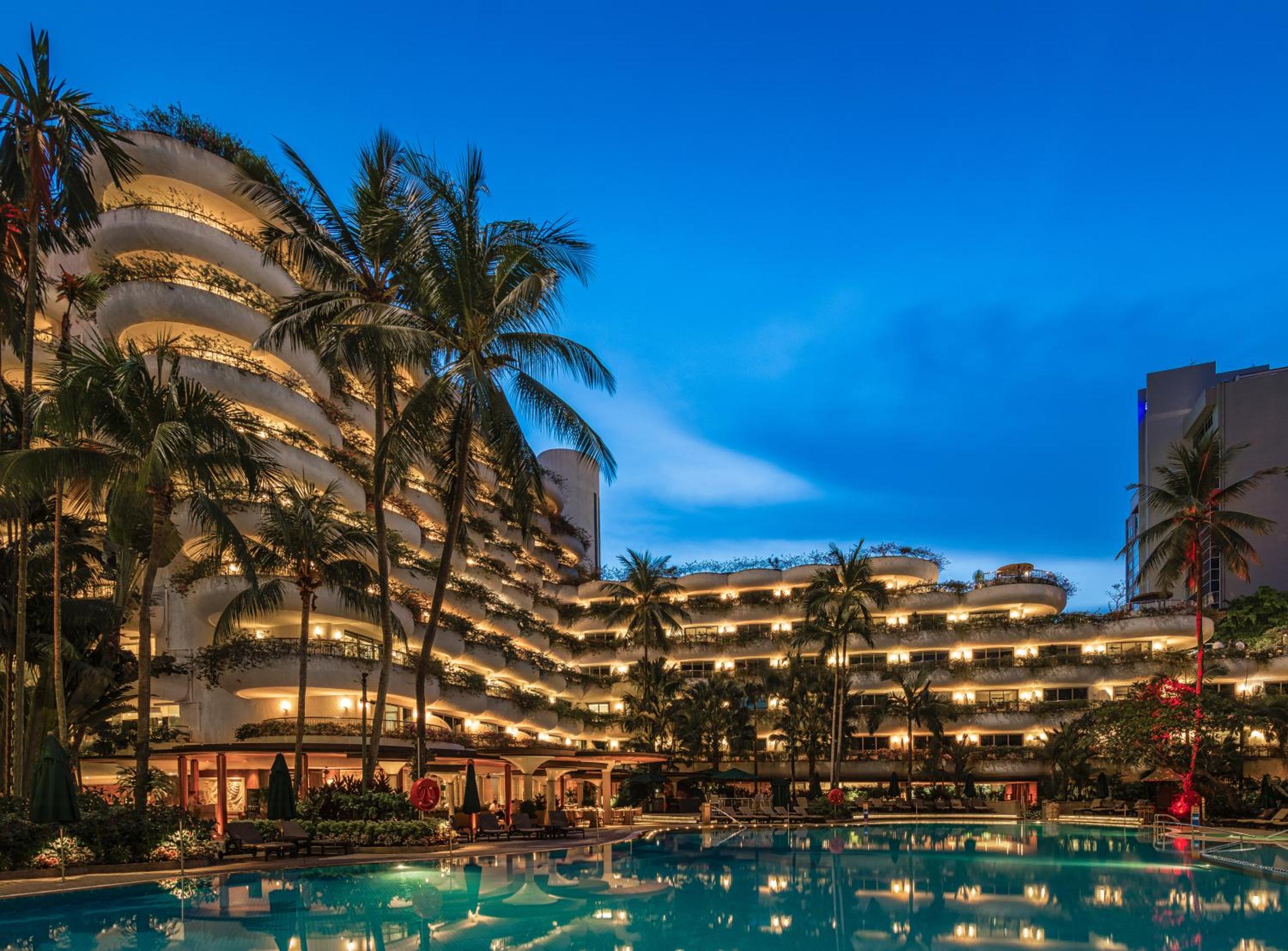 Garden Wing One Bedroom Suite King, Club Access في Shangri-La Singapore