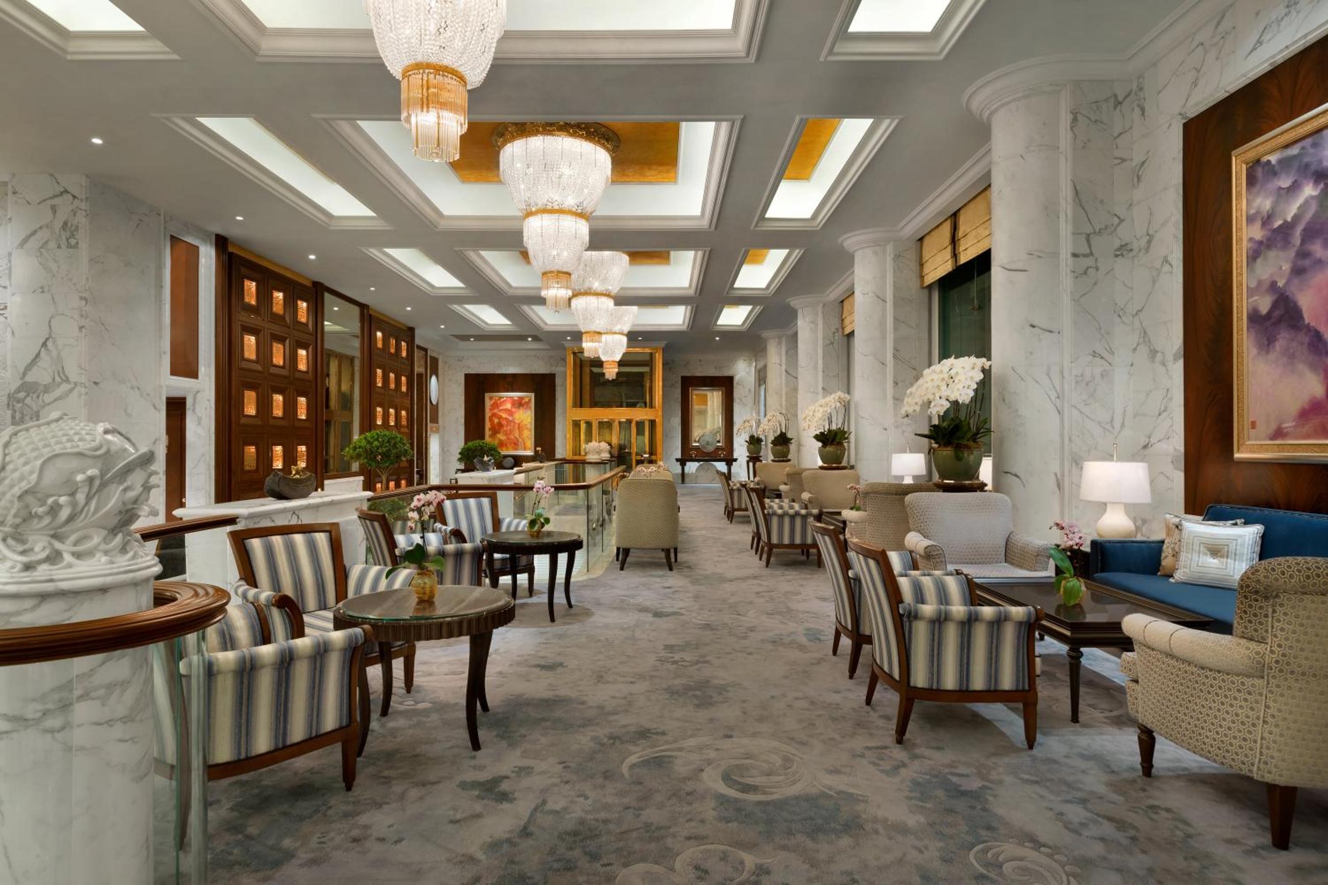 Valley Wing Deluxe King, Lounge Access في Shangri-La Singapore